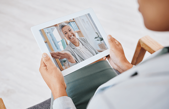 How to Start a Health Conversation with Your Mom